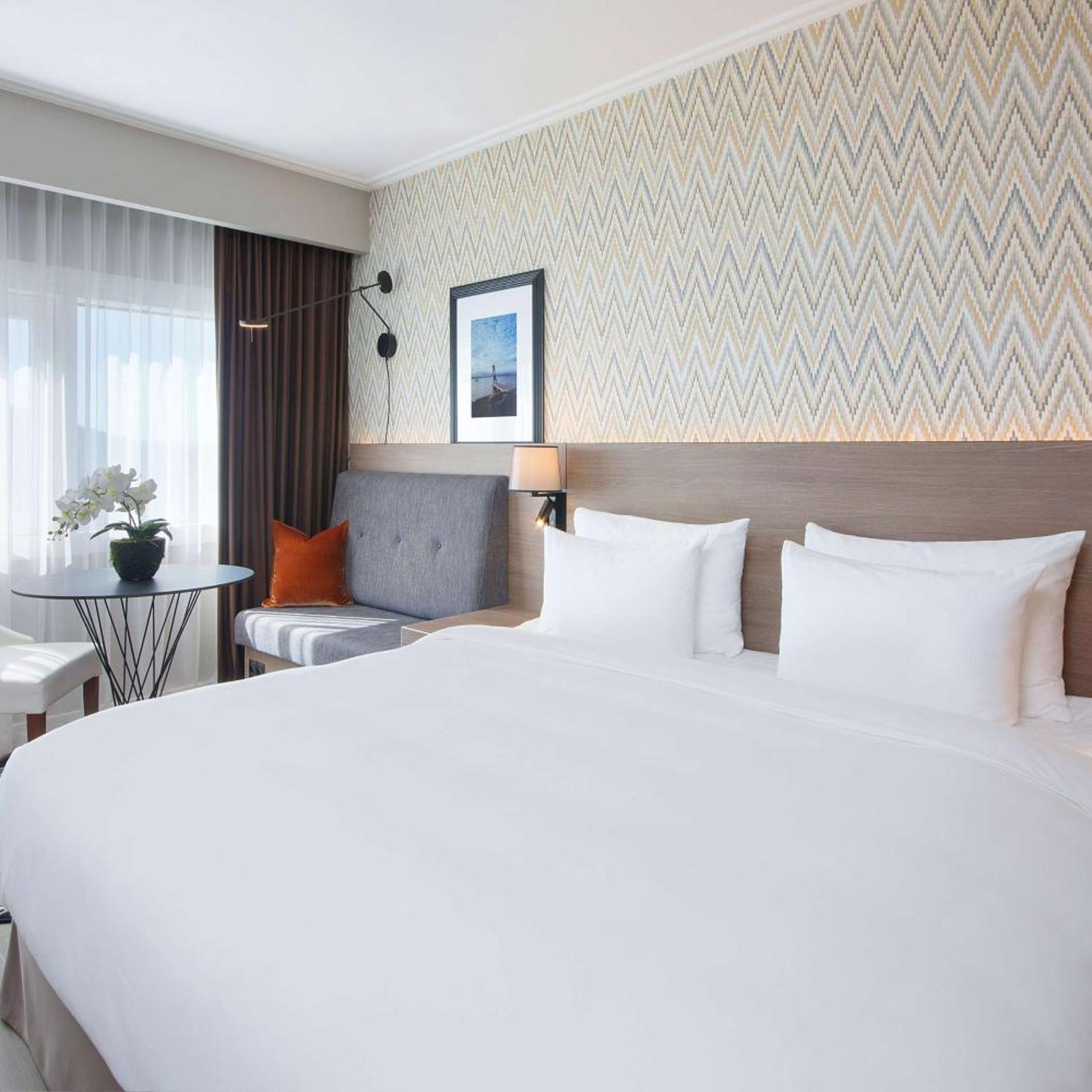 Suite, Panoramic Fjord View