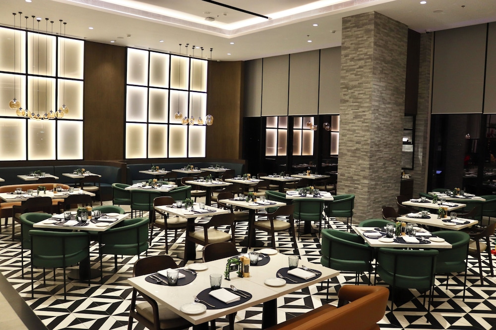 Four Points by Sheraton Nashik 36/49