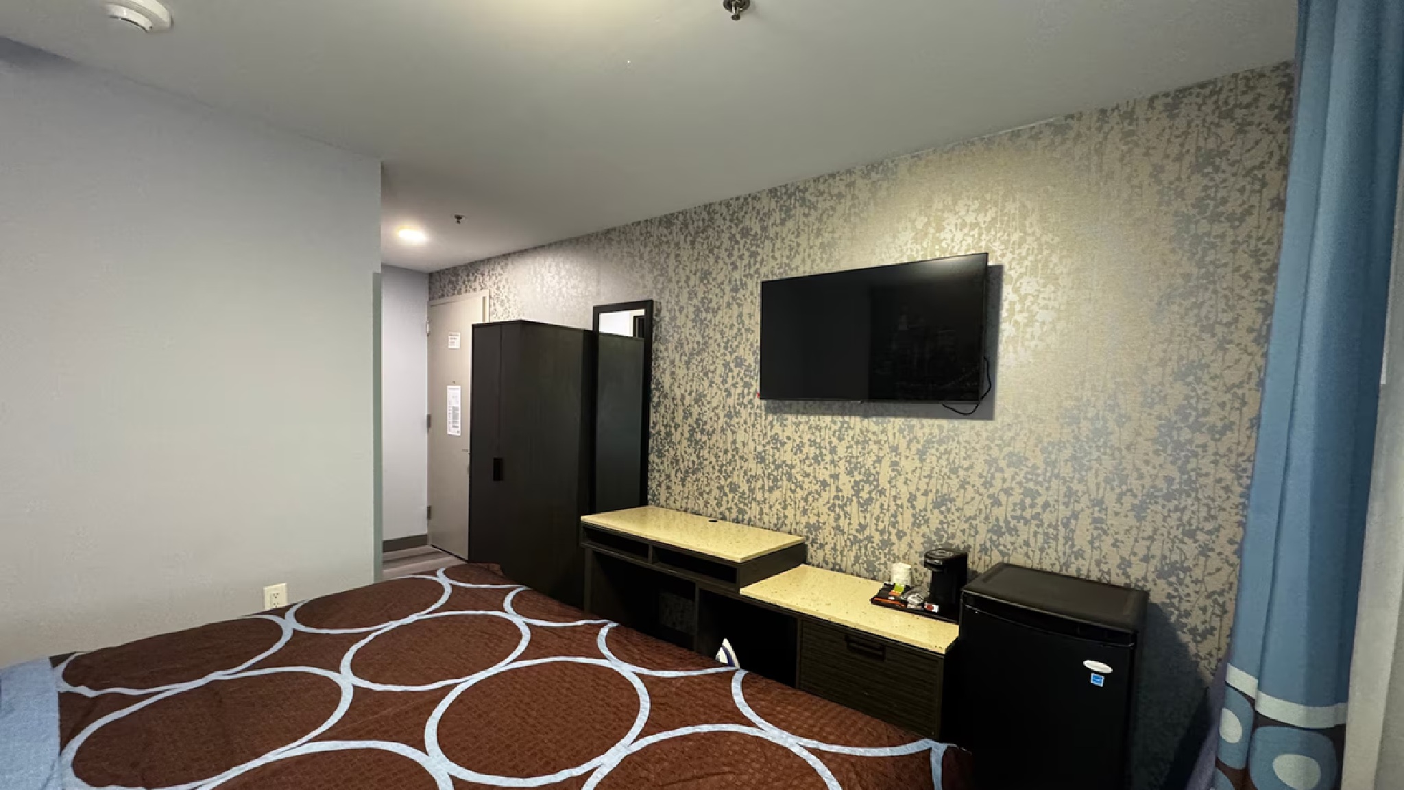 Super 8 by Wyndham Brooklyn Fulton Street/Broadway Junction 30/40