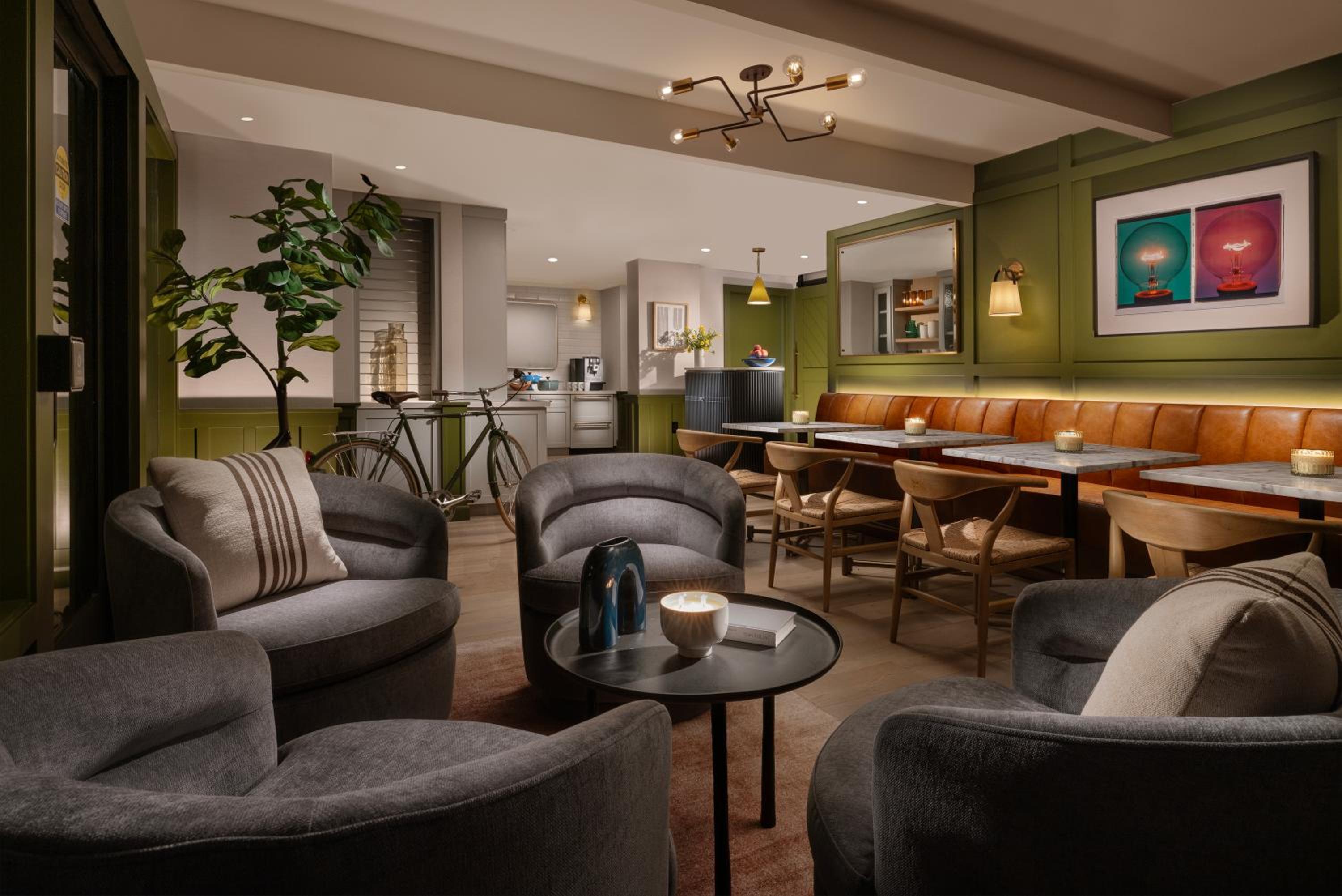 The Cottages Hotel 30/39
