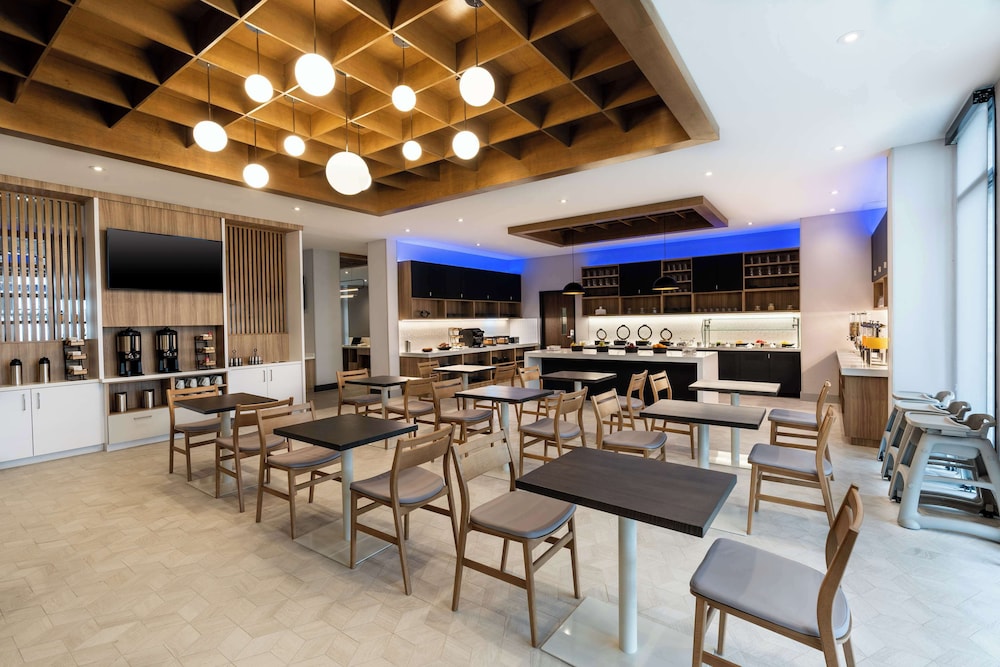 Hyatt Place Eagle Pass 34/50