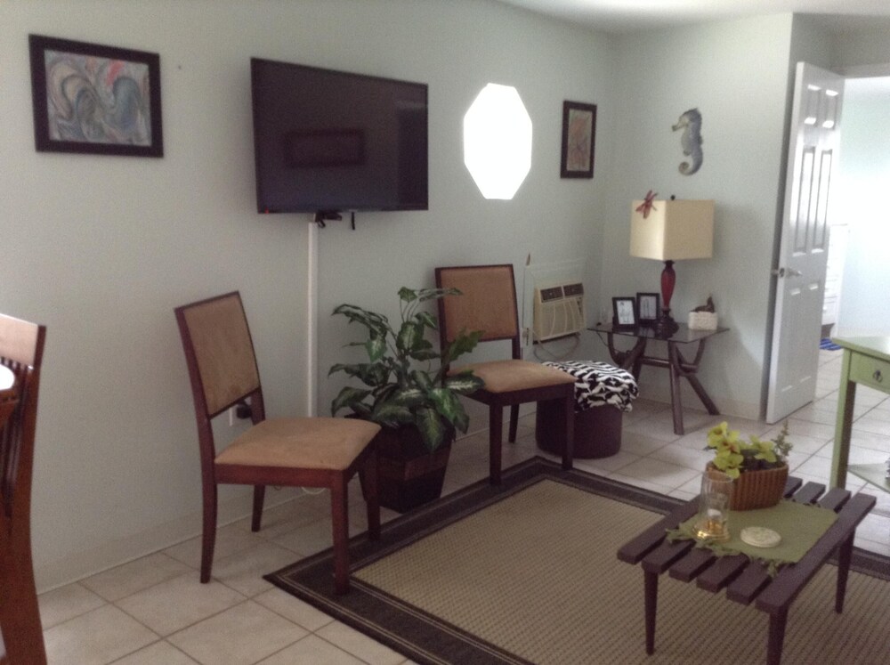 Paradise Cove at Lemon Bay 39/71