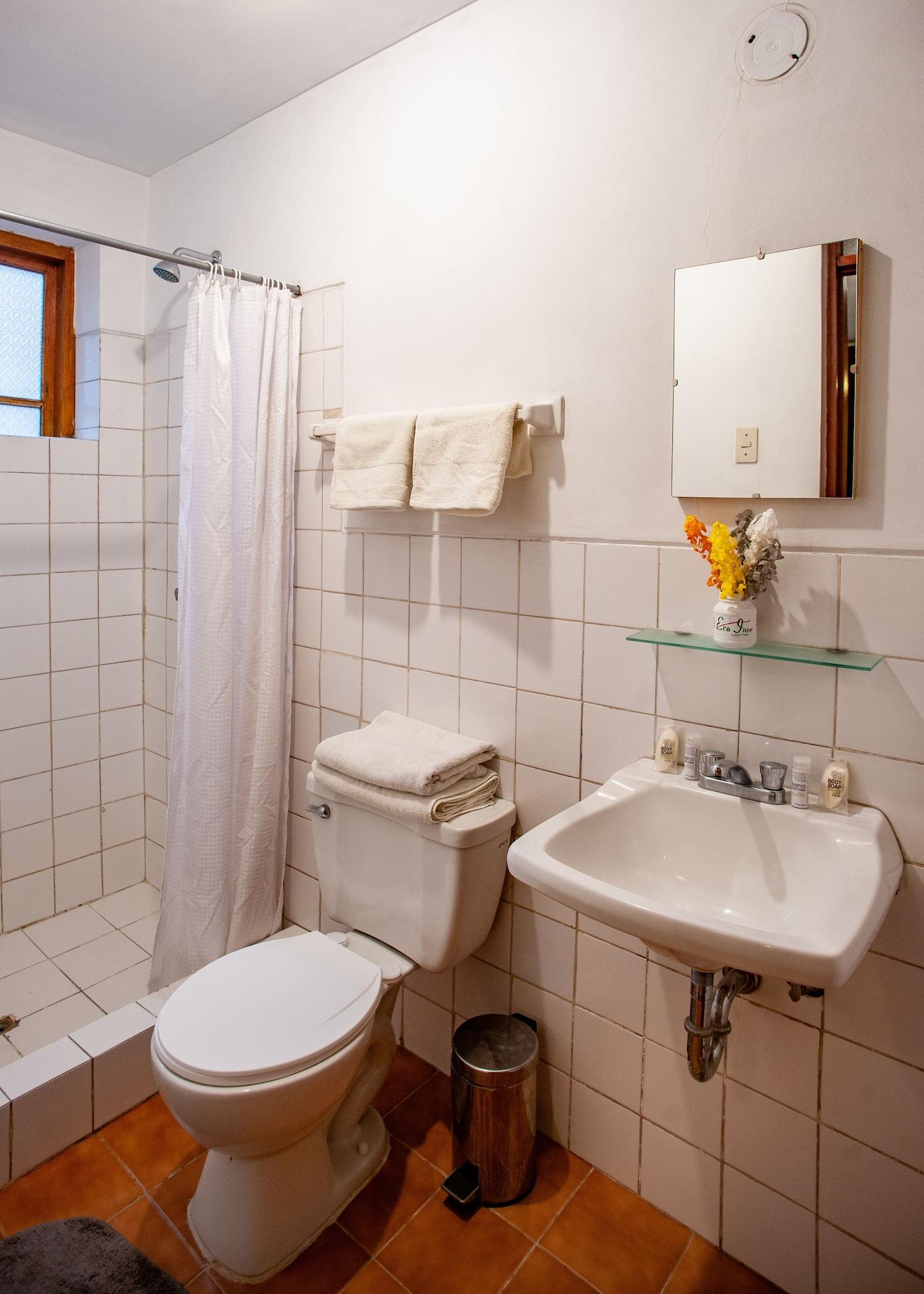 Eco Inn 45/50