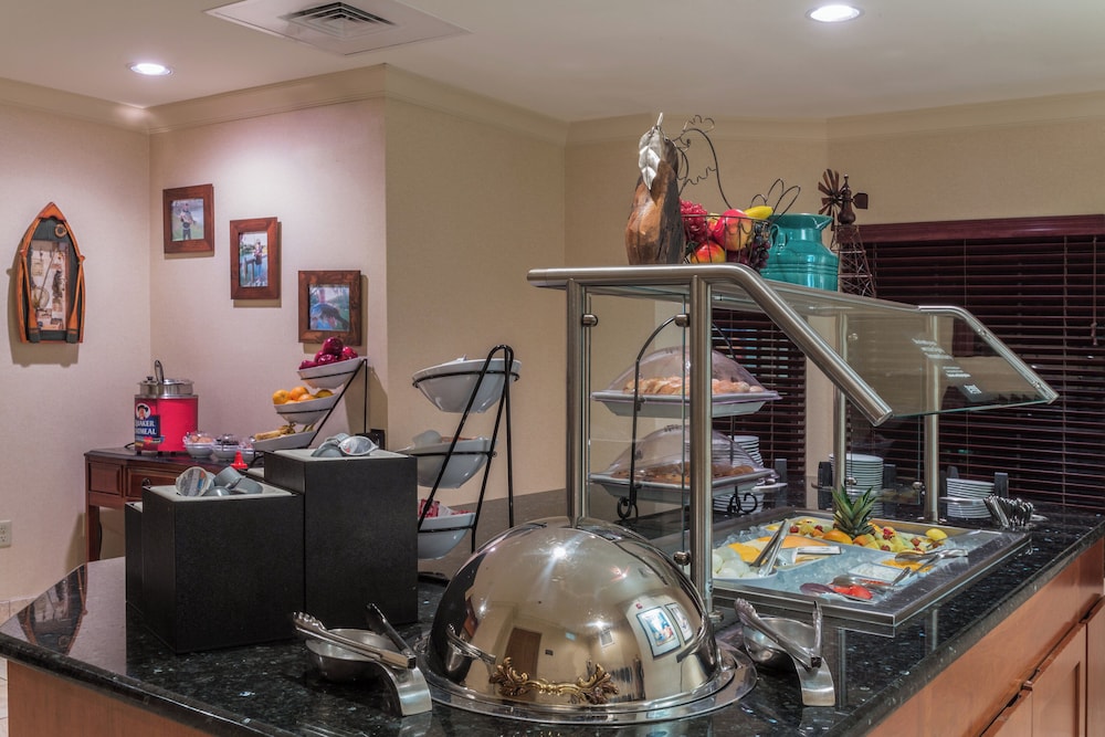 Staybridge Suites Tallahassee I-10 East 31/71