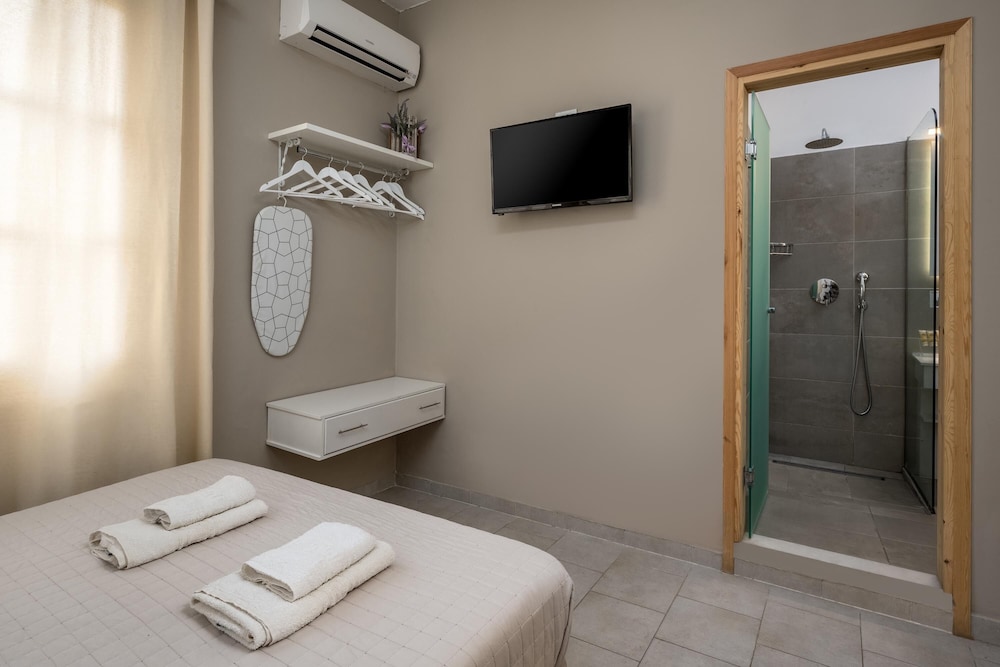 Maravelia Apartments 27/50
