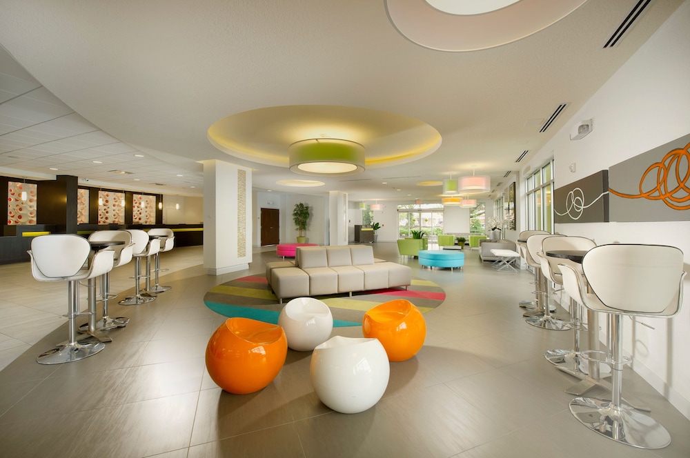 Avanti International Resort 52/67