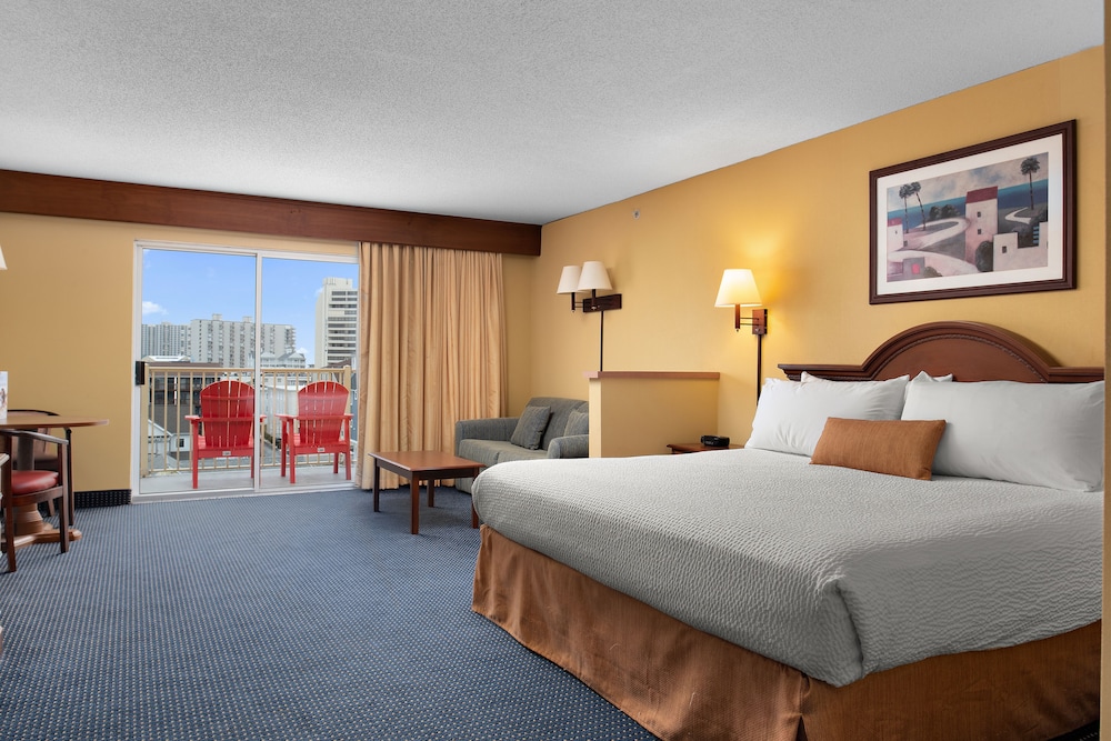 Bonita Beach Hotel 30/69