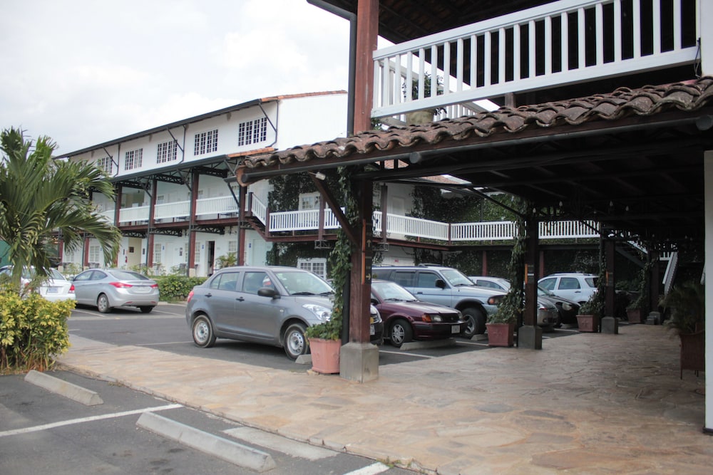 Hotel Luisiana 63/68
