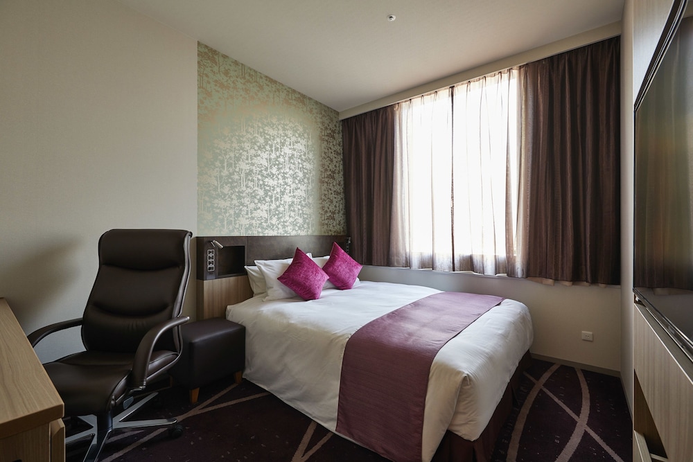 SUPERIOR, DOUBLE BED