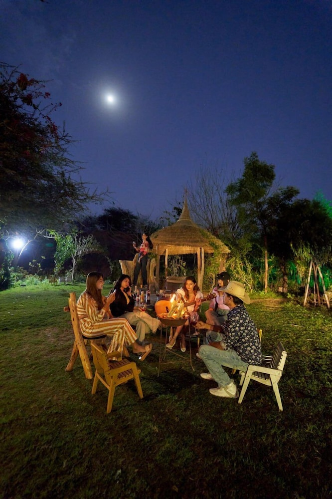 Lohagarh Fort Resort 88/91
