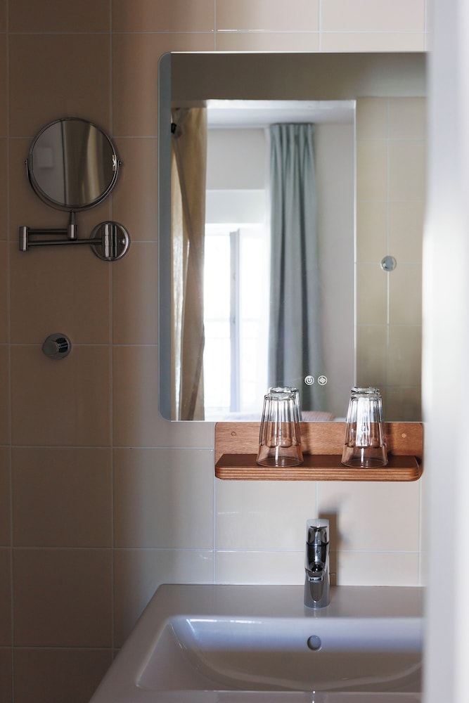 ALFRED HOTELS Les Halles - Ex Hotel Anjou 48/50