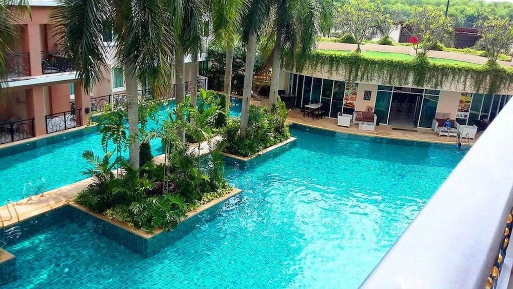 Paradise Park 15/19