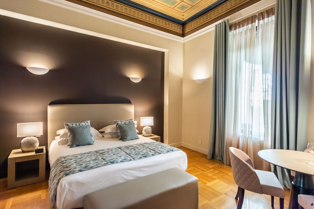 33 Solonos Suites 13/50