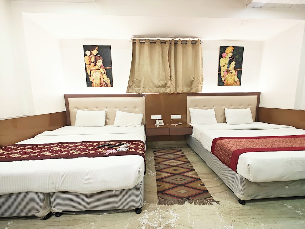 Hotel Nirmal Mahal 39/66