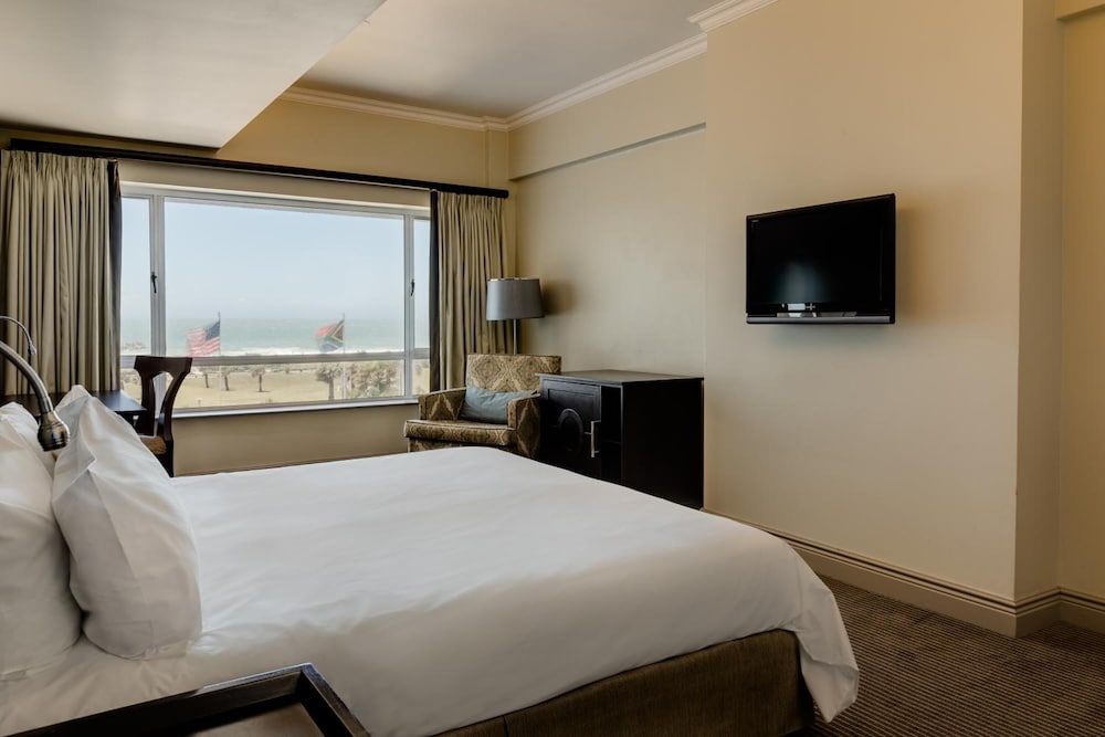 Southern Sun The Marine Hotel 11/50