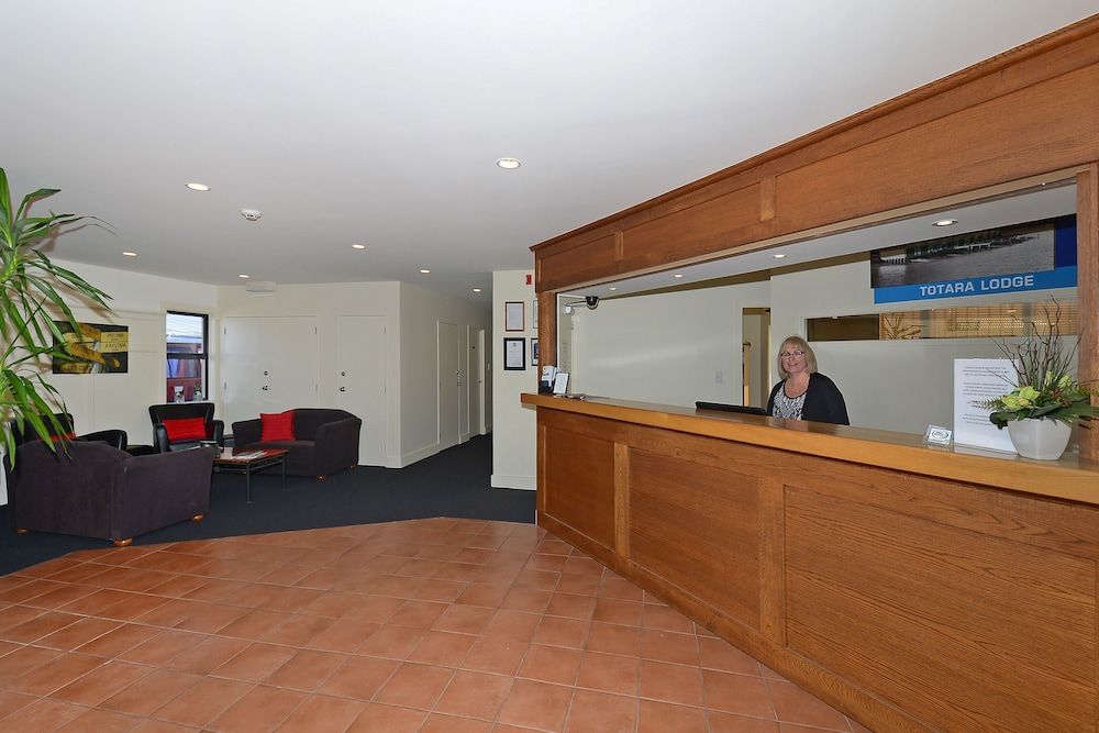 Totara Lodge 8/37