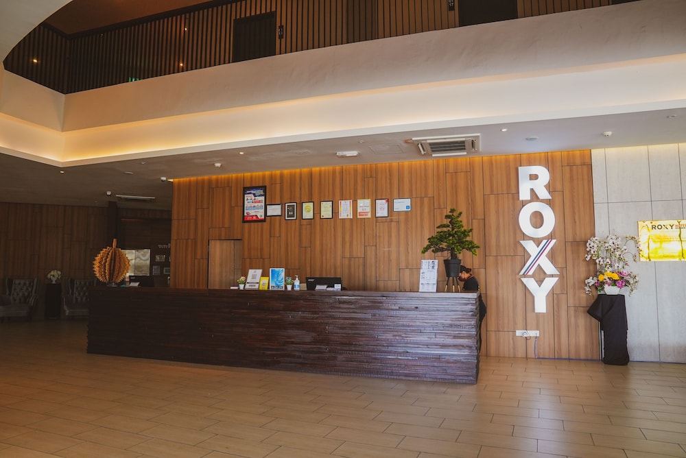 Roxy Hotel Serian 7/40