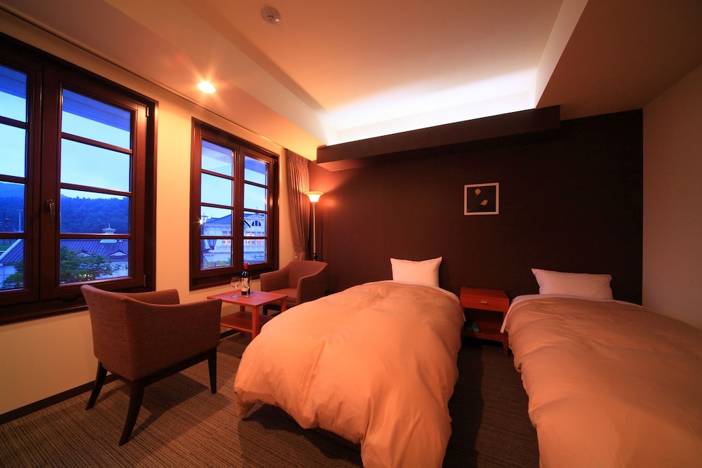 NIKKO STATION HOTEL CLASSIC 29/70