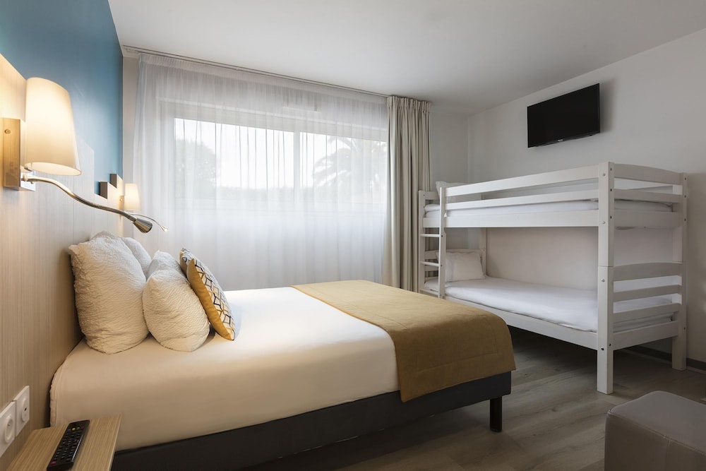 Sure Hotel by Best Western Saint-Raphael Le Dramont 16/48