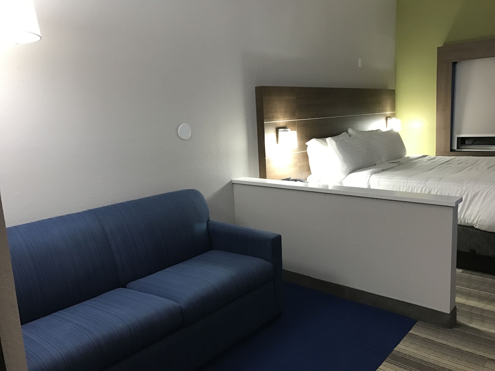 Holiday Inn Express Naples South I 75 27/67