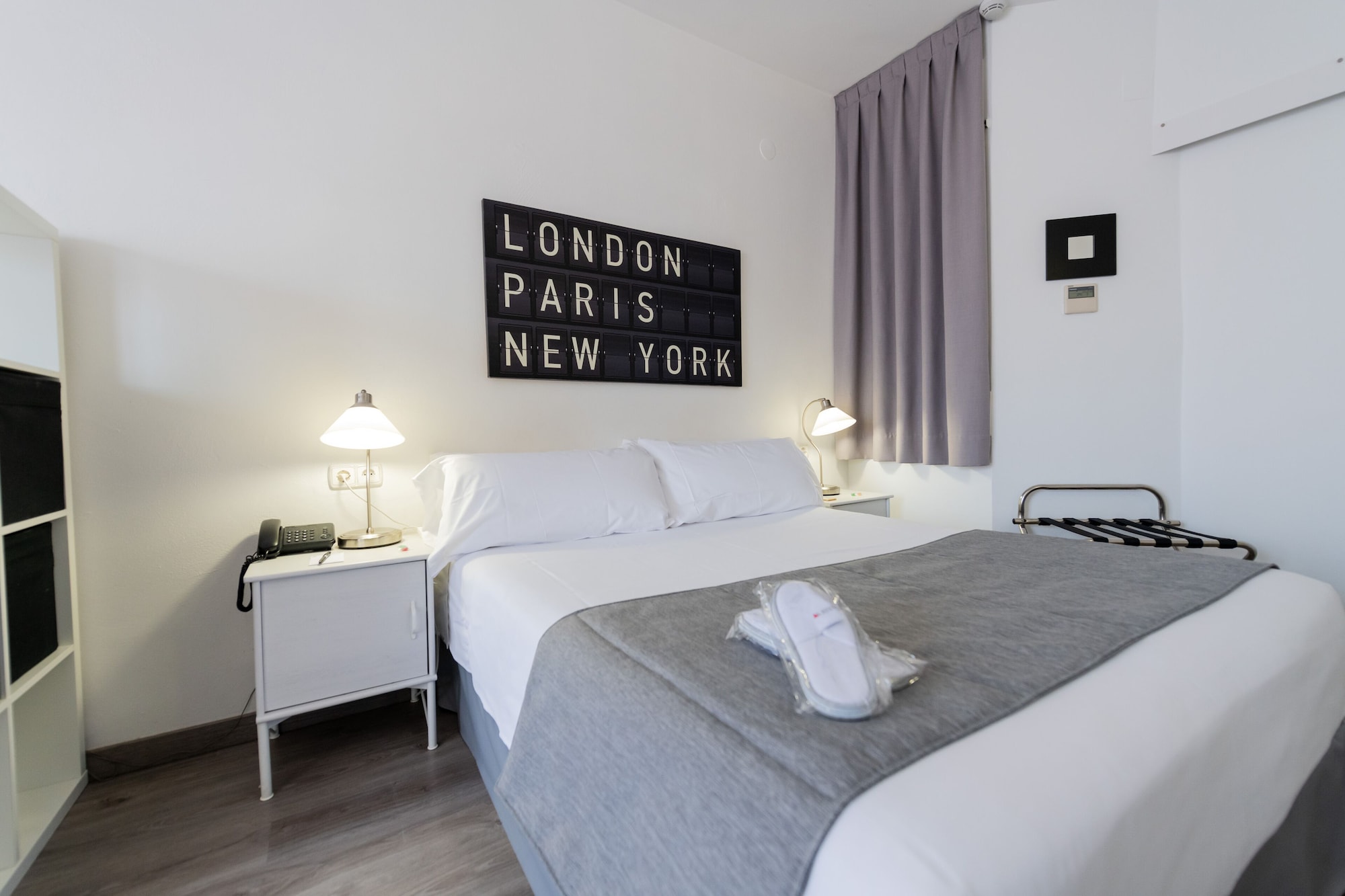 STANDARD, DOUBLE BED, KITCHENETTE