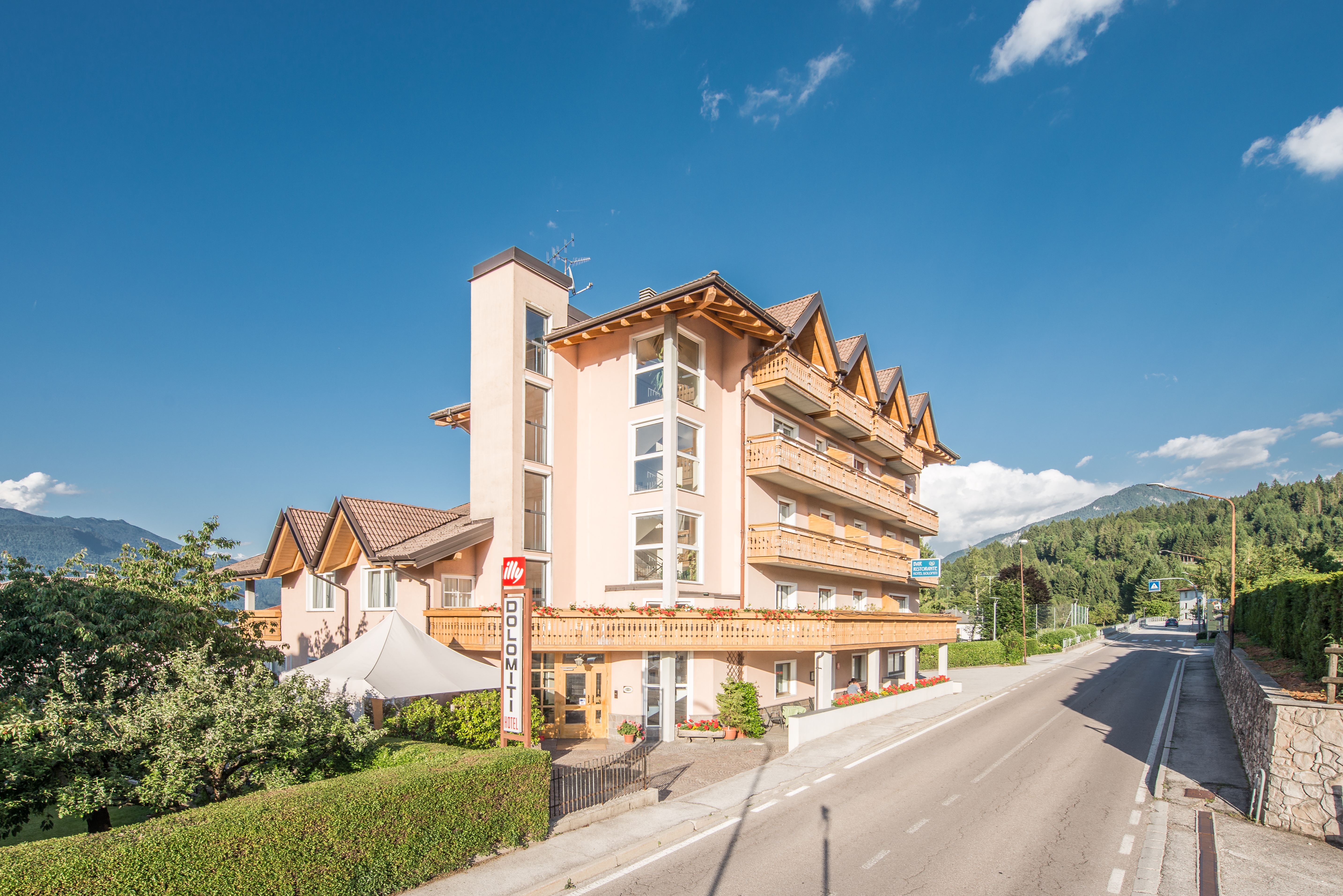 HOTEL DOLOMITI 3/50
