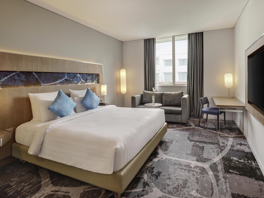Deluxe, King Bed, Premier Floor