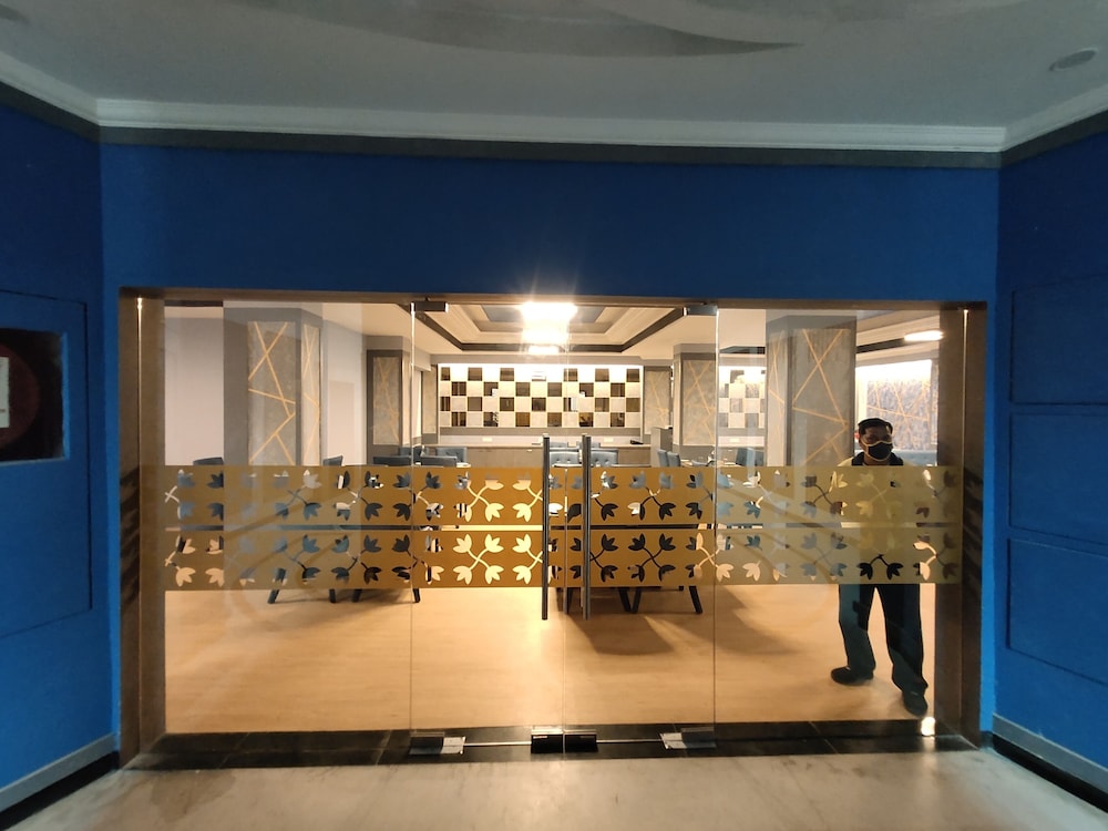 Zip By Spree Hotels Surabi International in VELLORE