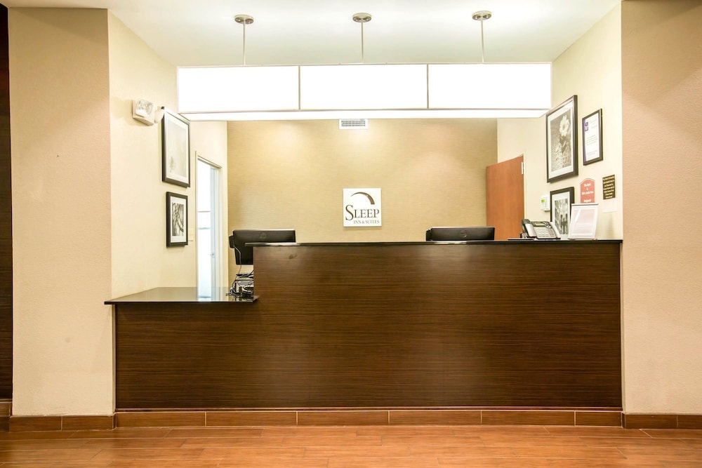 Sleep Inn & Suites Marion - Military Institute 8/43