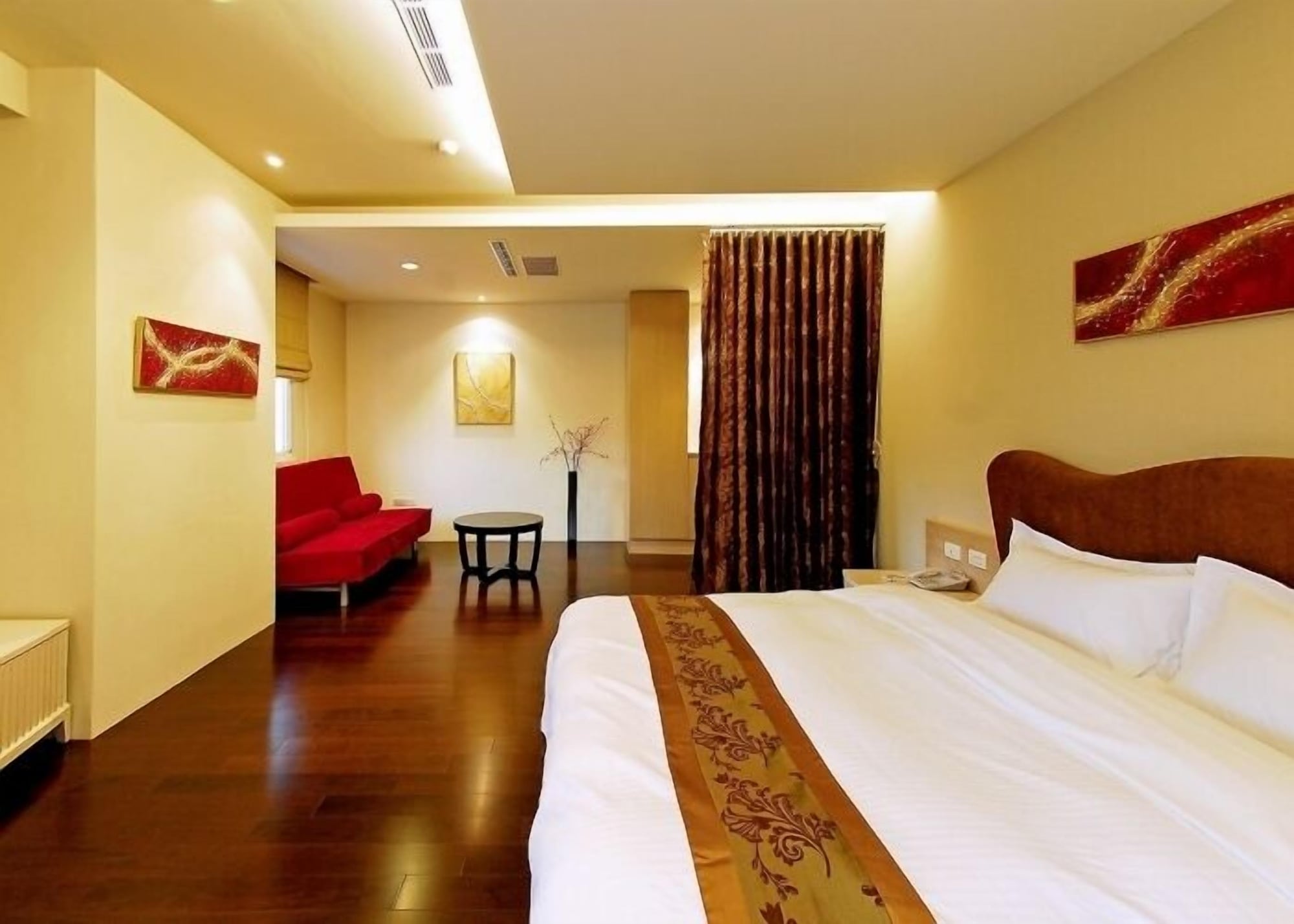 SUPERIOR, DOUBLE BED