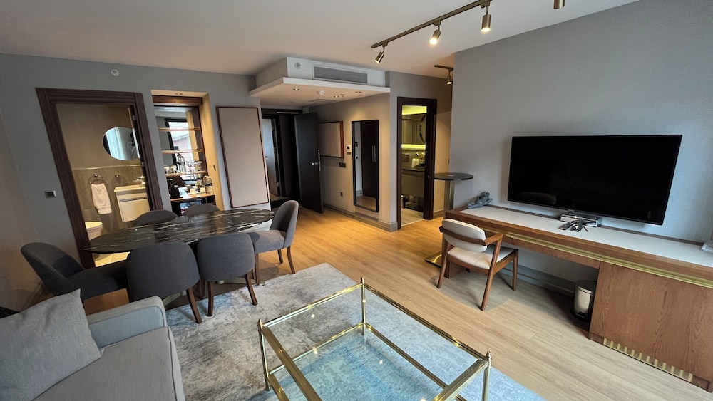 Kings Cross Hotel Istanbul 33/50