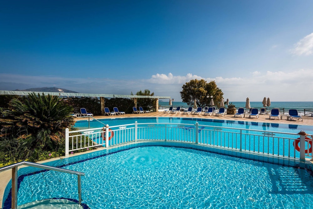 Mediterranean Beach Resort 46/65