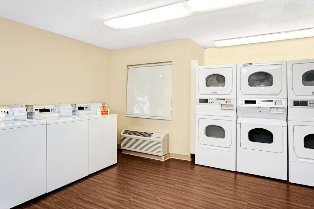 MainStay Suites Chicago Hoffman Estates 5/26