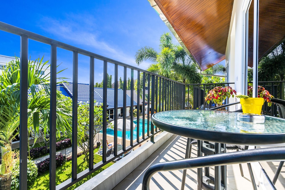 Phuket Airport Hotel 14/74