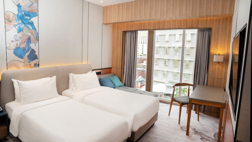 Mercure Samarinda 23/75