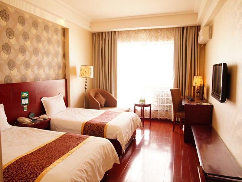 GreenTree Inn Jiuquan Century Plaza Hotel 44/68