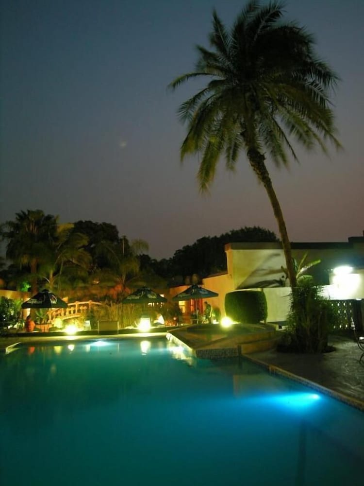 Chrismar Hotel Lusaka 61/68