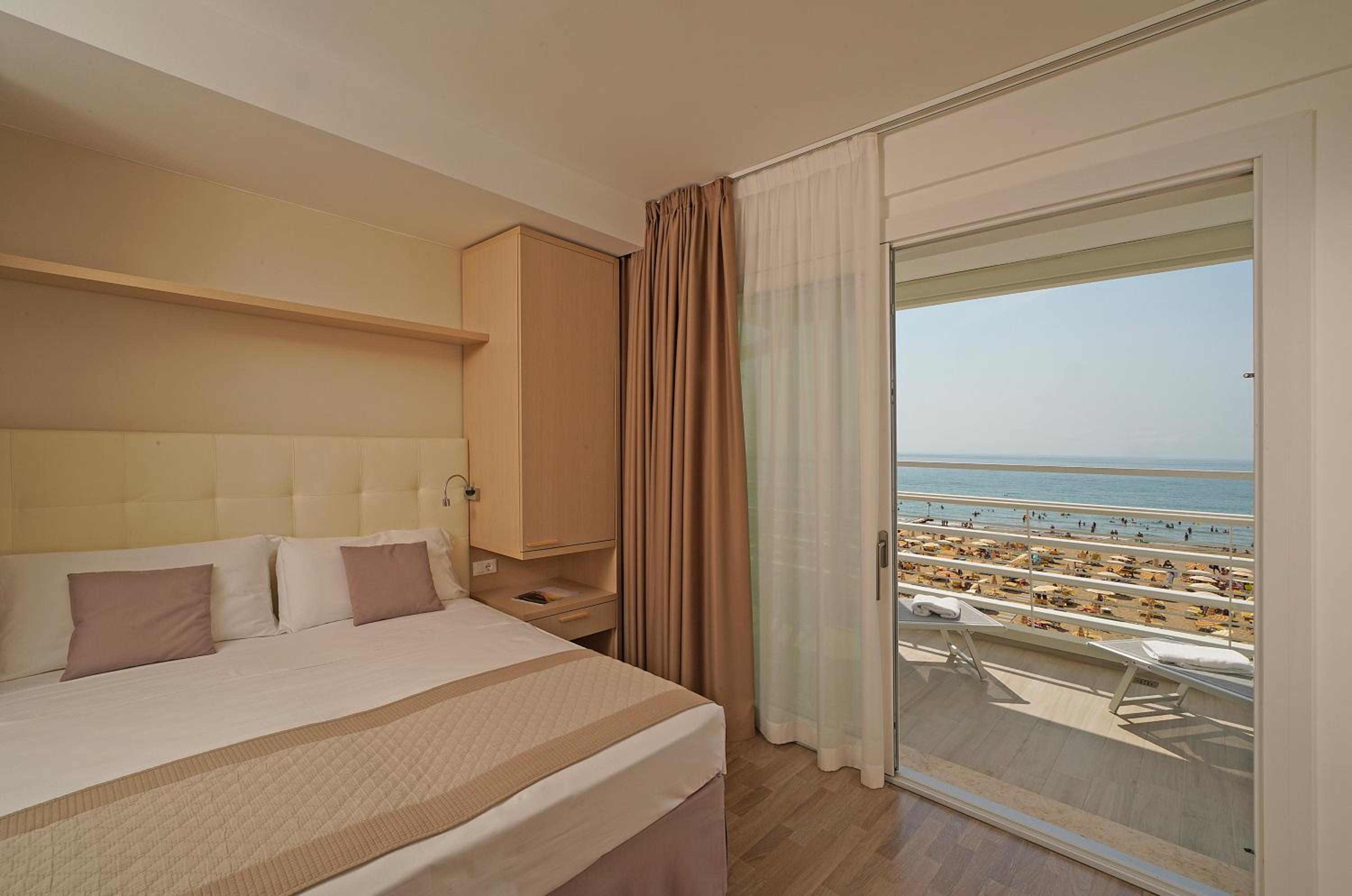 Hotel Strand 13/47