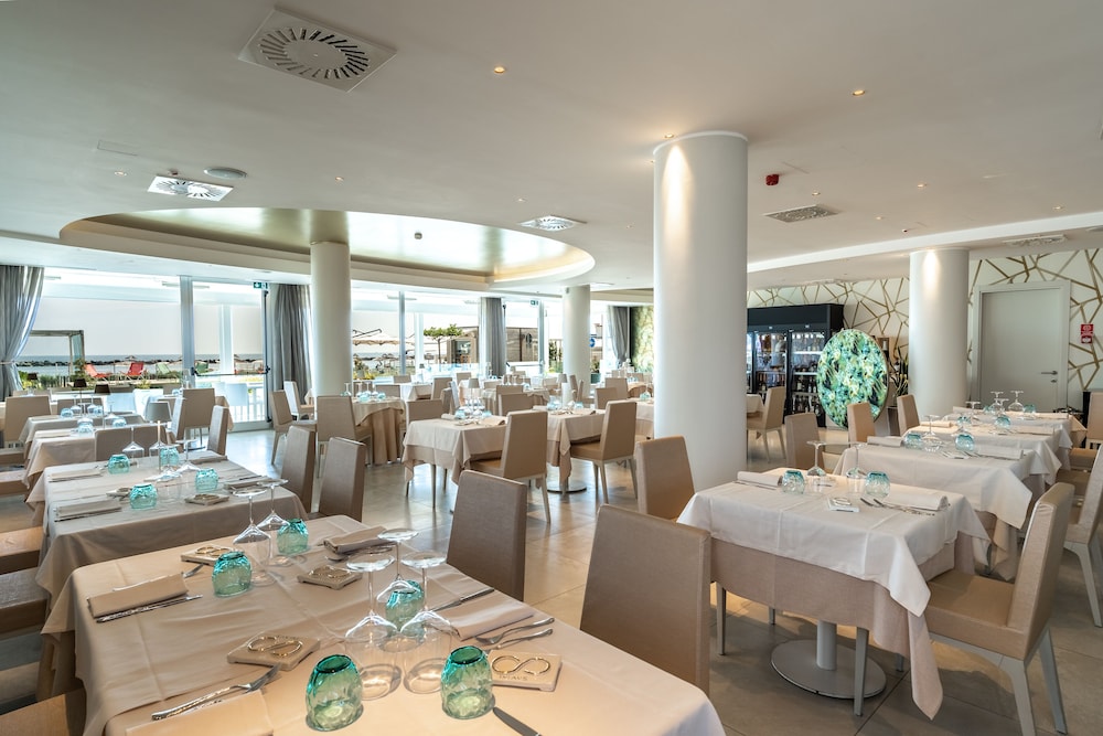Hotel Savini 33/50