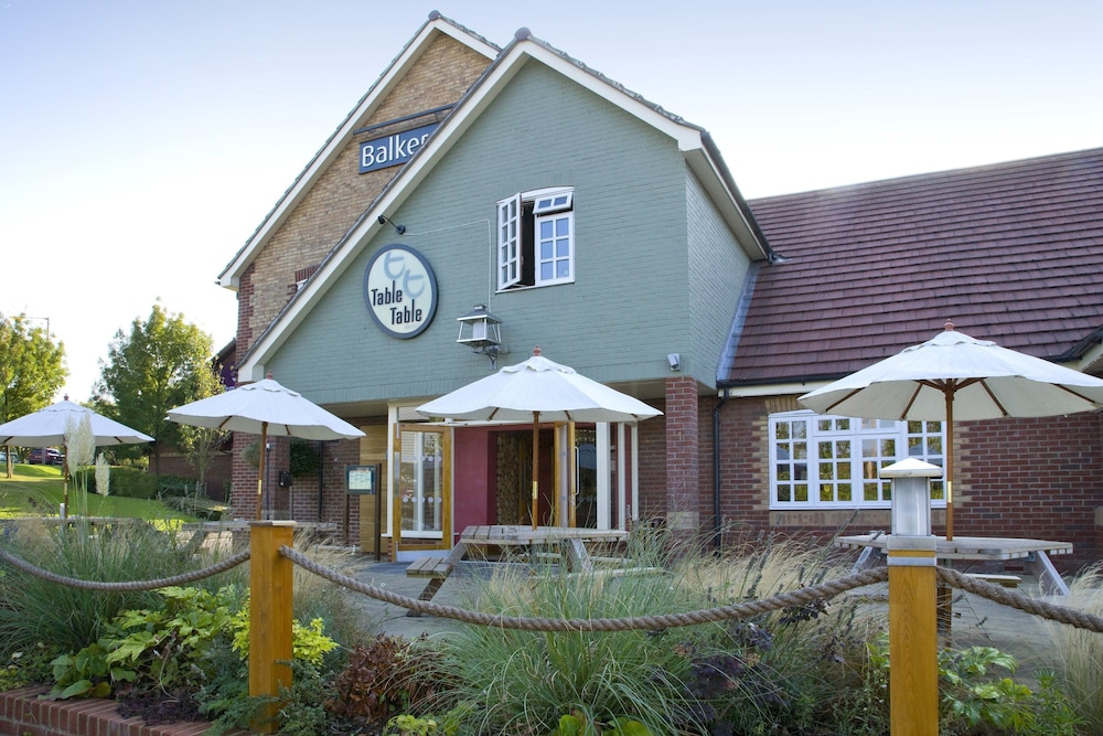 Premier Inn Colchester (A12) 6/37
