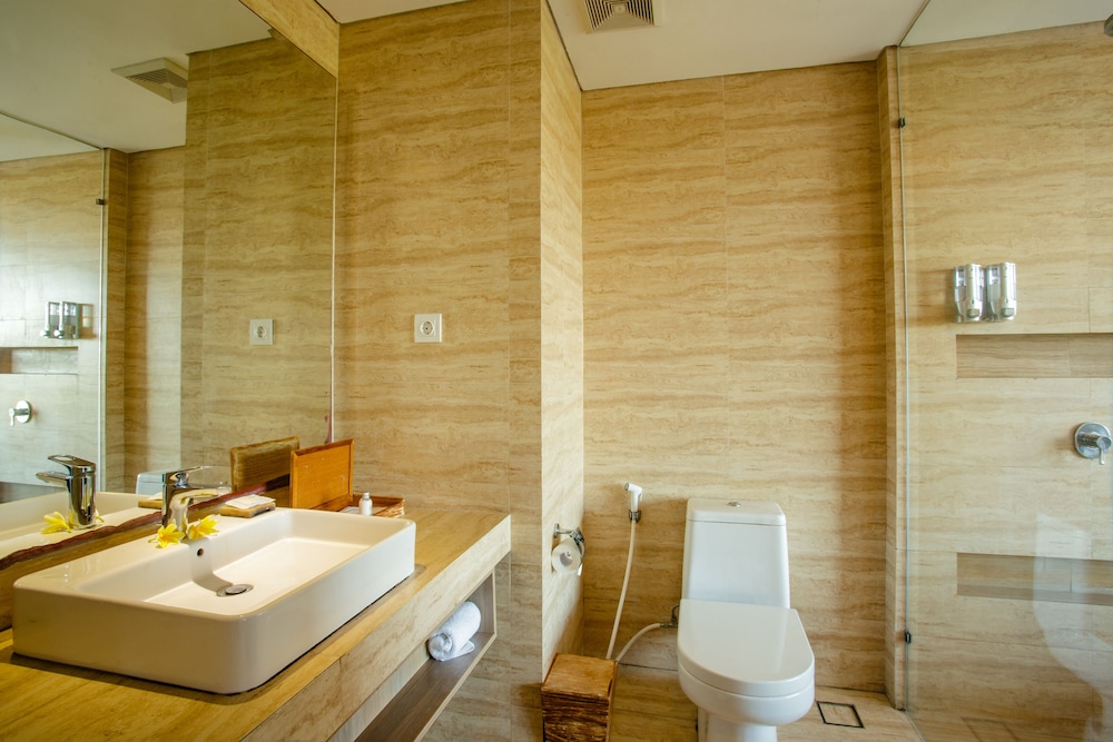 Jimbaran Bay Beach Resort & Spa by Prabhu 40/73