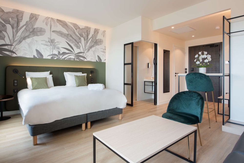 Standard, Double and Twin Beds