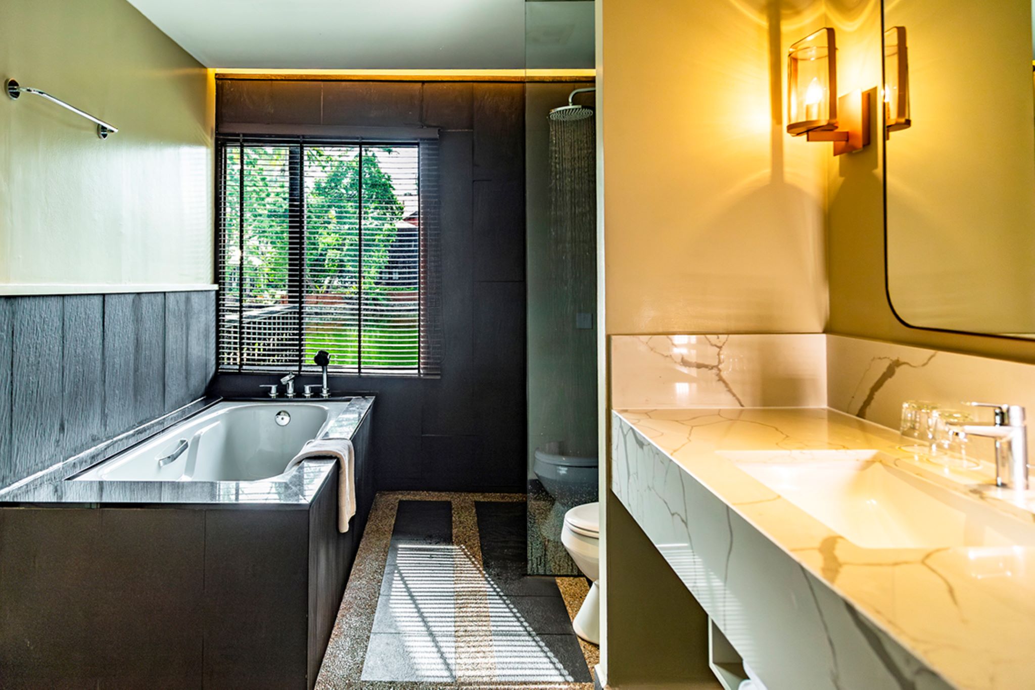 Pelangi Junior Suite, Pelangi Beach Resort and Spa 3/3