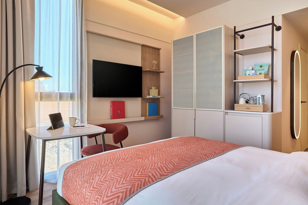 COMFORT, DOUBLE BED