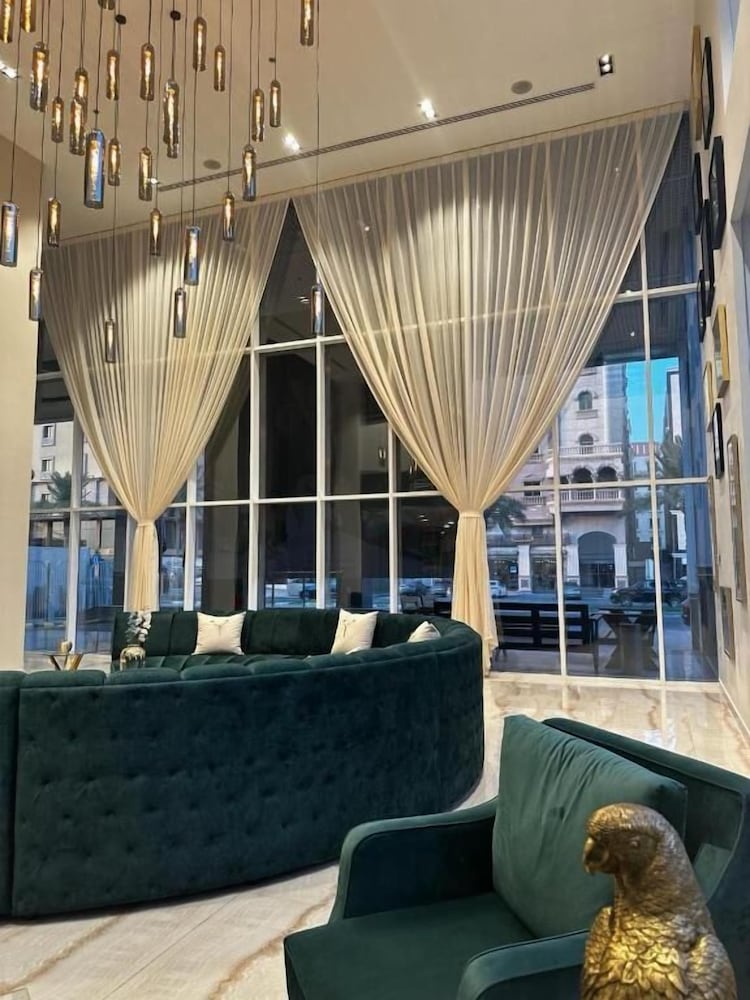 فندق اليانا(Eliana Hotel) 19/22