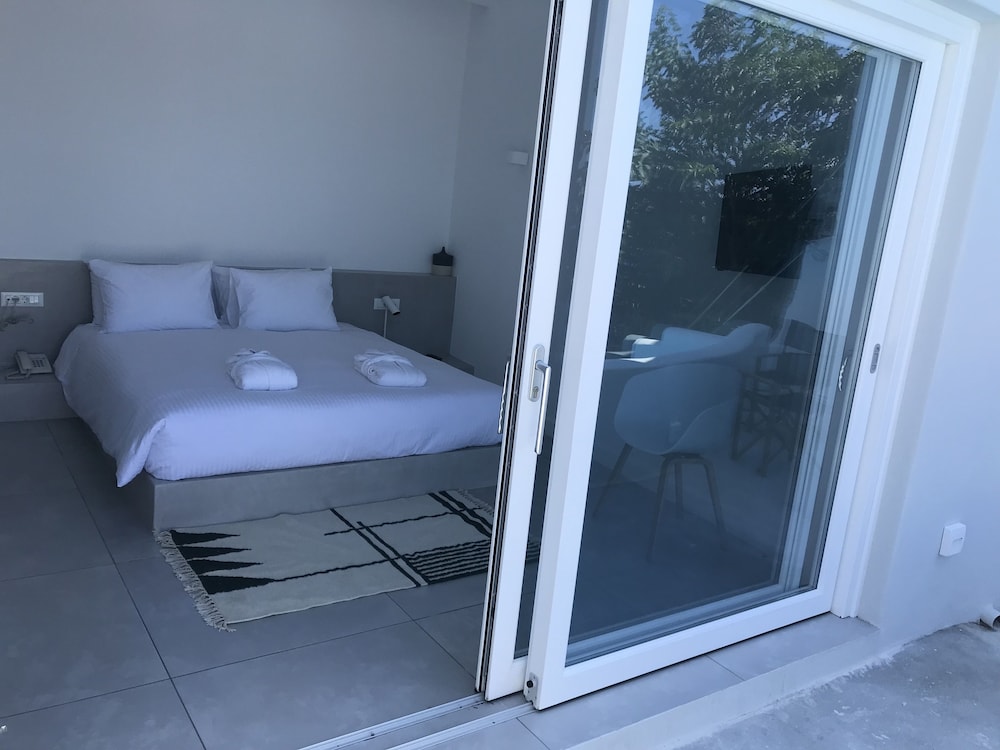 Panorama Suites 28/76