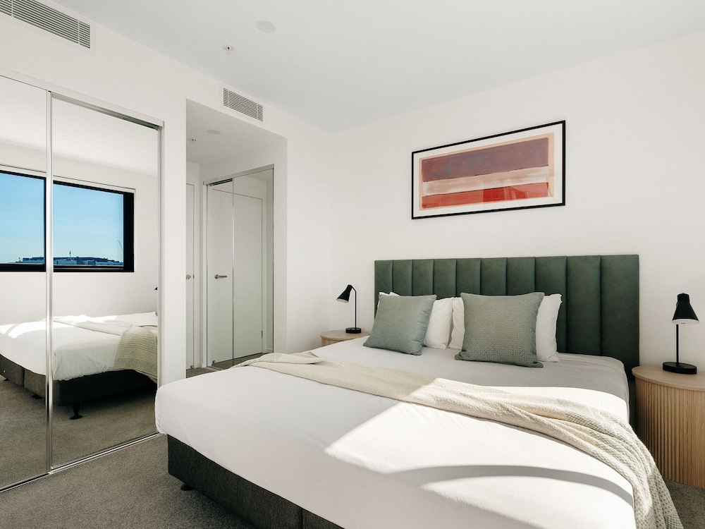 1 BEDROOM, APARTMENT