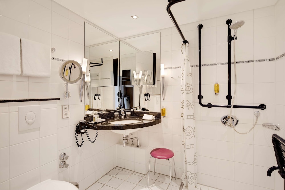 DoubleTree by Hilton Hannover Schweizerhof 18/61