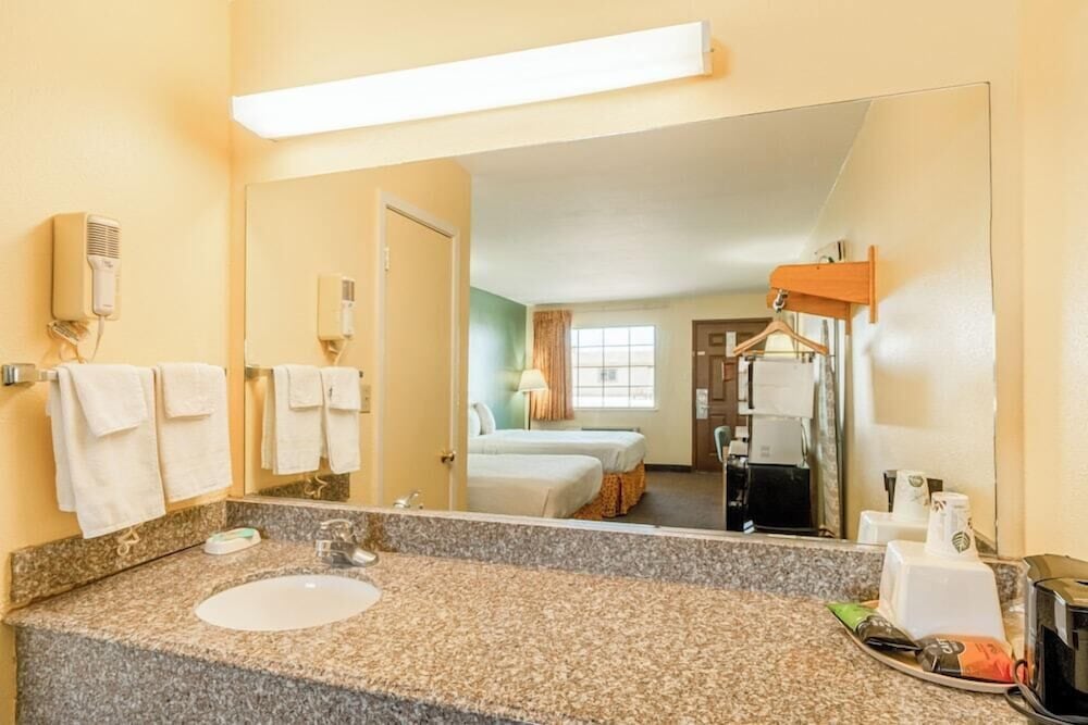 Shale inn Andrews 54/59