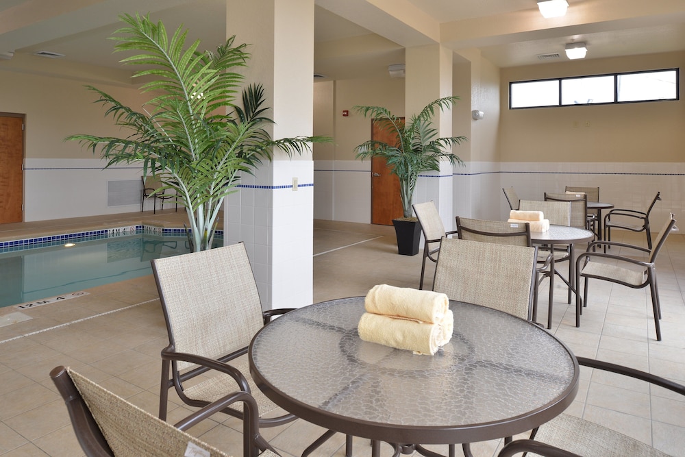 Holiday Inn Montgomery Airport South 62/80